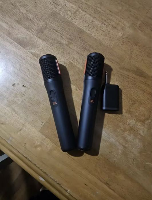 Microfones JBL Partybox Sem fios