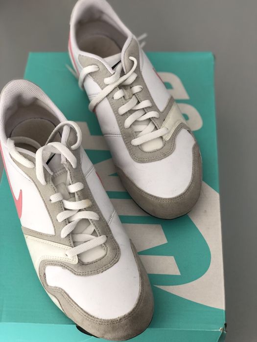 Кроссовки Nike