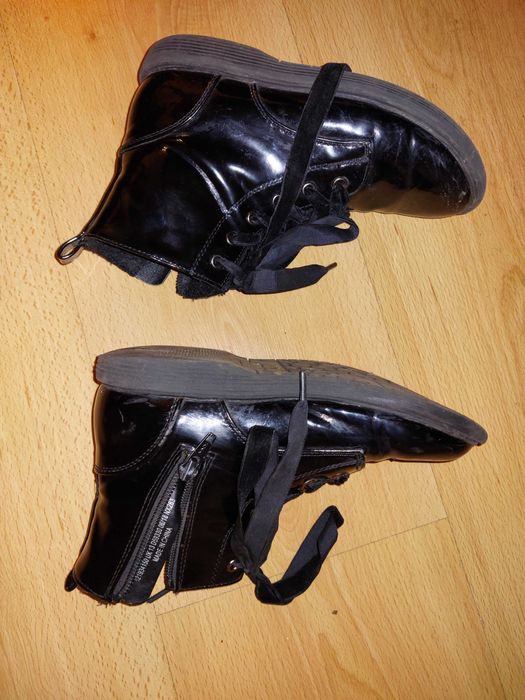 Buty rozmiar 30-31 kozaki laczki - 2 pary łącznie