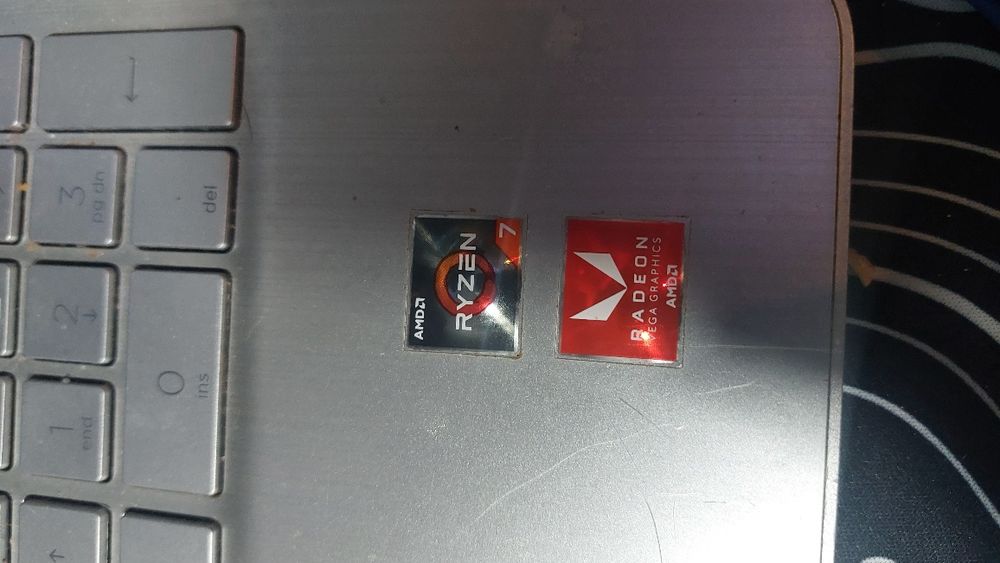 Portatil hp 15s-eq0012np ryzen 7 3700u with radeon vega mobile gfx