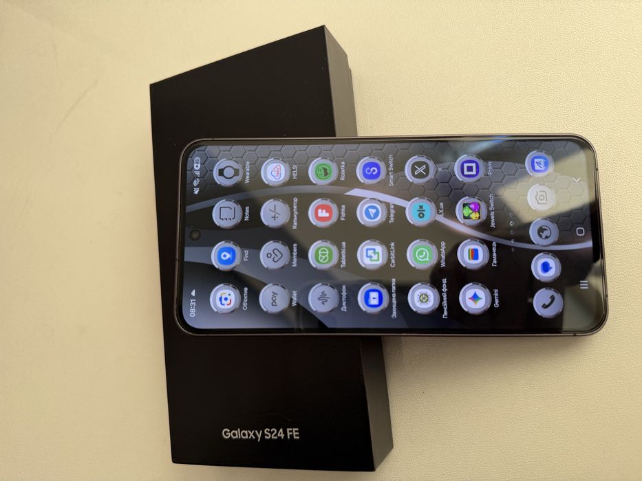 Продаю Samsung S24 Fe