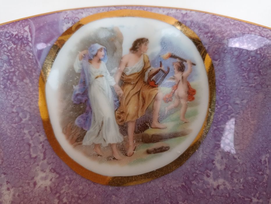 Prato de torradas Vista Alegre 1922-47 motivo cenas da Mitologia