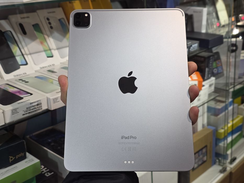 Планшет Apple iPad Pro 11 2022 Wi-Fi 128GB Space Gray