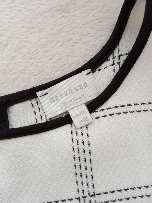 Sukienka Reserved 46