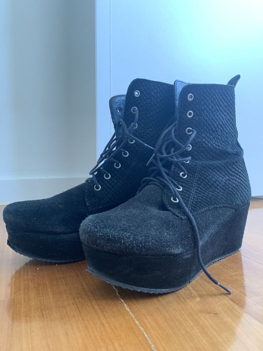 Botas de senhora N38 (Portes Incluídos)