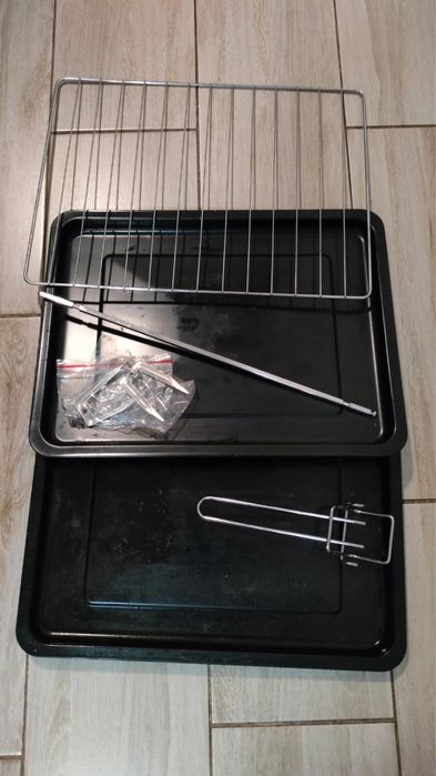 Mini piekarnik TURBOTRONIC TT-EV45 Czarny