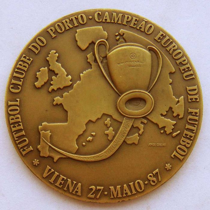 Medalha de Bronze Futebol FCP Porto Campeão Europeu Viena 87 em Estojo