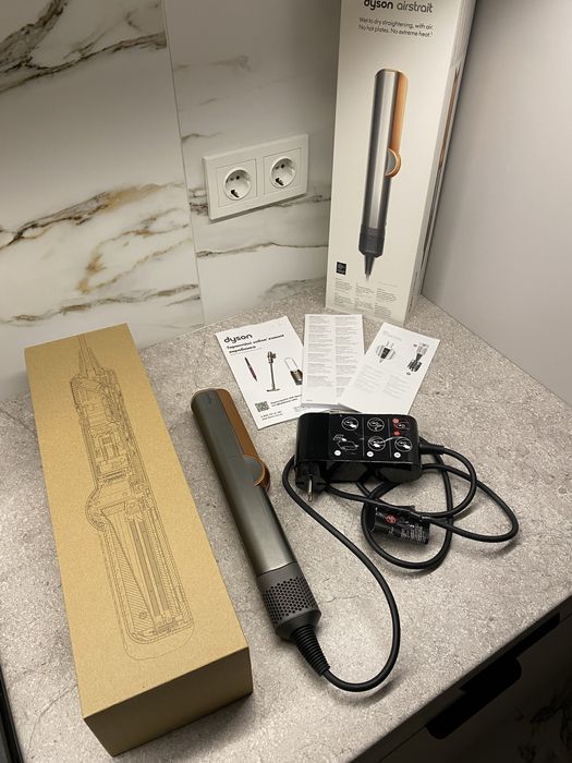 Dyson Airstrait HT01 Nickel/Copper
