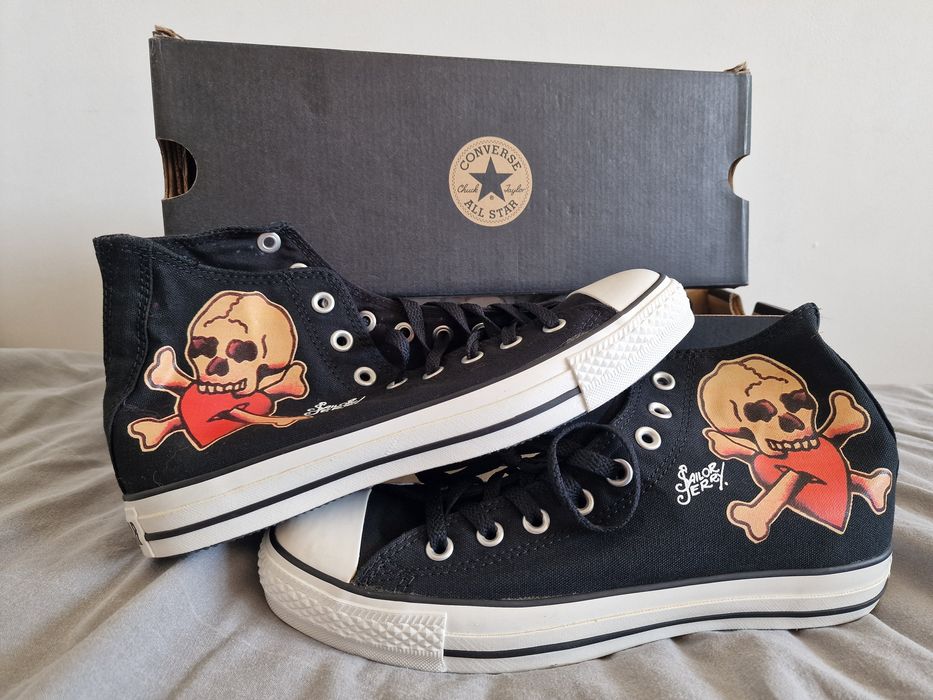 Sapatlhas All Star edição Sailor Jerry
