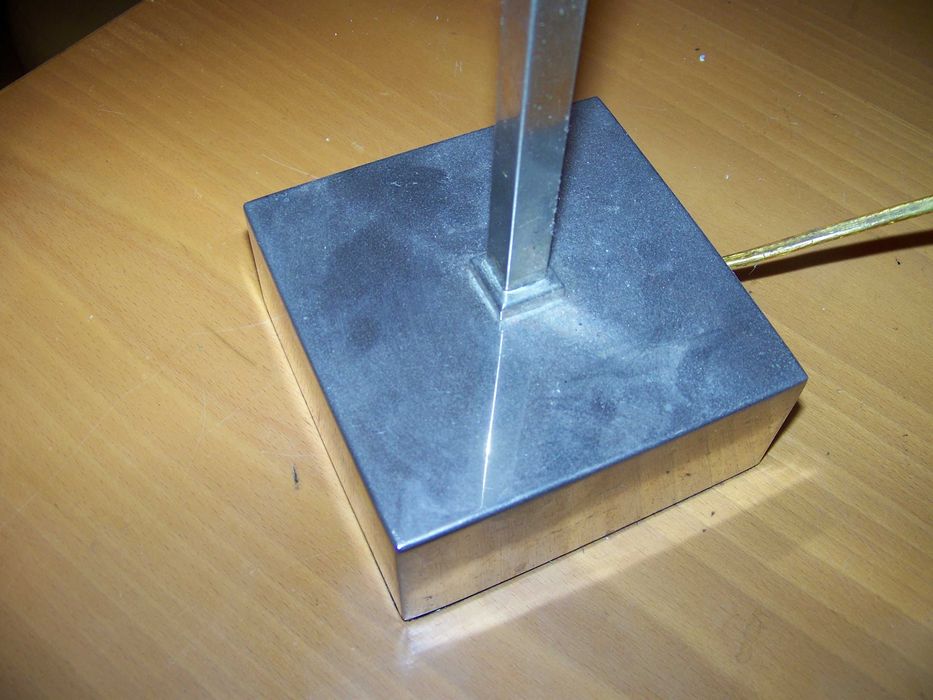 candeeiros de mesa altos (cabeça oscilante)
