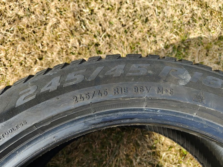Pirelli winter sottozero 3 245/45r18