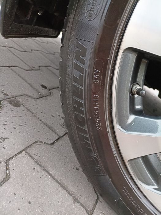 Sprzedam opony Michelin cena za 4szt