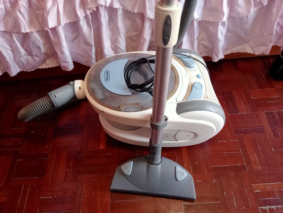 Aspirador a agua aqualand 1600w em bom estado