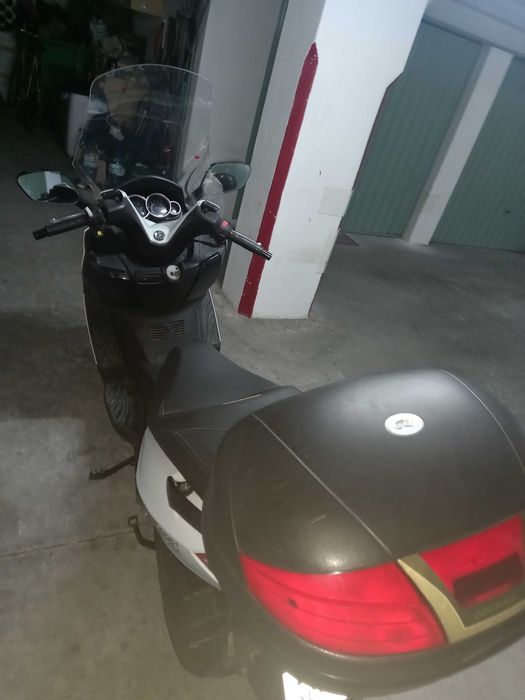 Mota SYM GTS 300 ABS