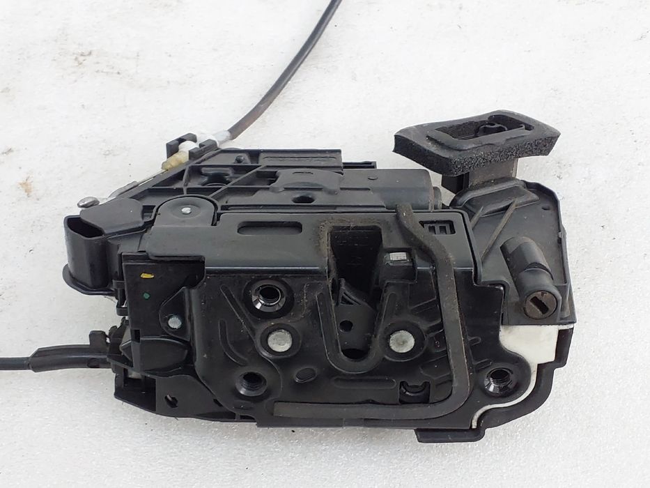 Fechadura / fecho porta frente direito VOLKSWAGEN Polo (6R, 6C)