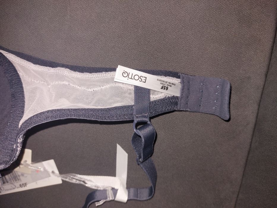 Biustonosz push up 65F Esotiq NOWY