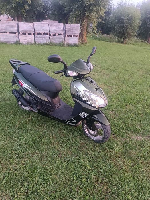 Viper Storm 150cc.