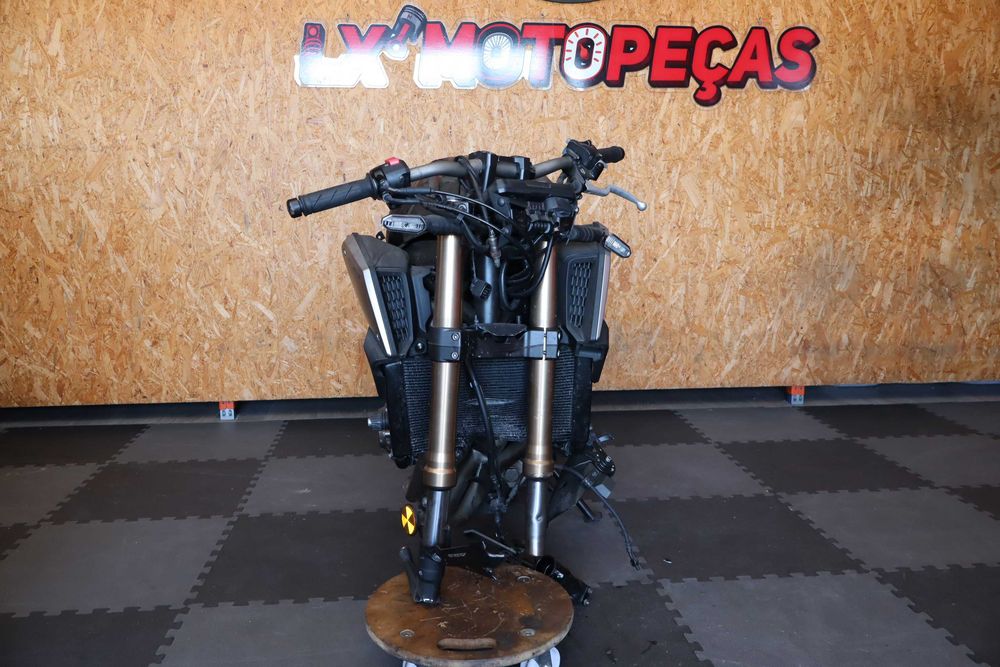 Honda CB650R 2021 para peças