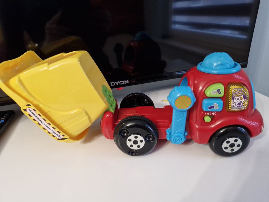 Wywrotka małego budowniczego Vtech