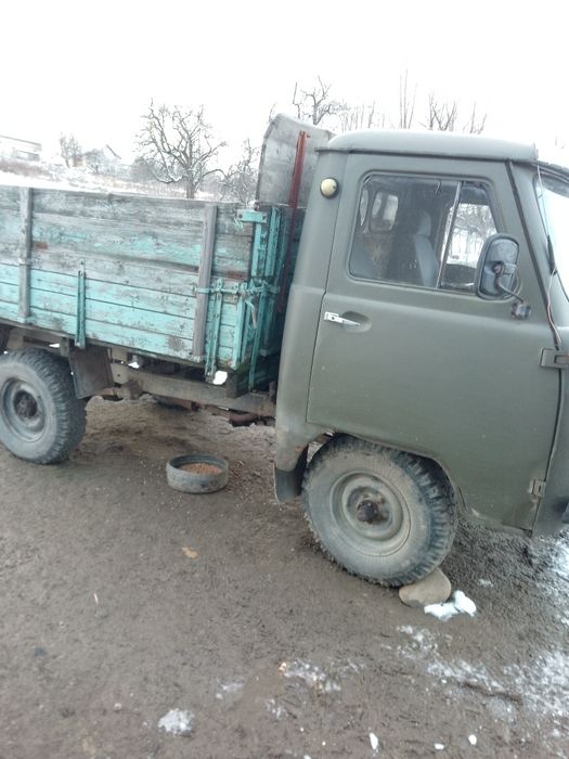 Продам уаз бортовий