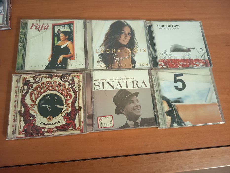 Vários CDs para venda