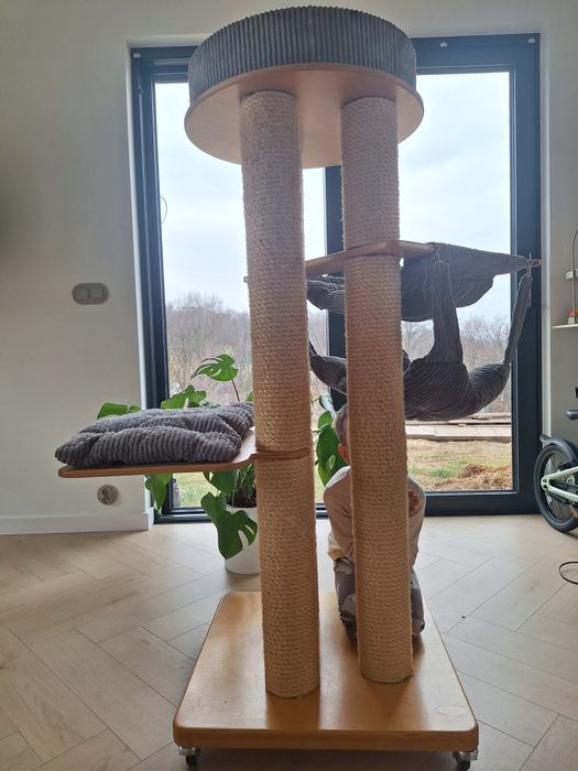 Drapak dla dużego kota rufi