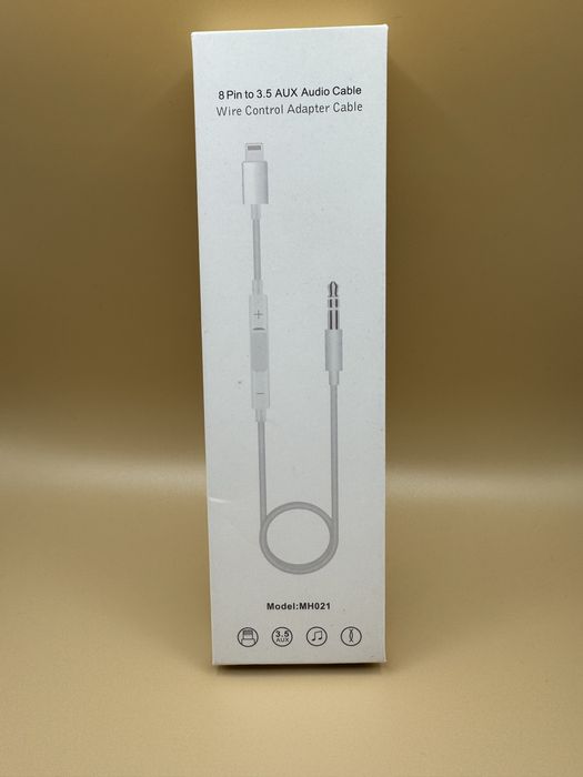 Перехідник Lightning на 3.5 мм AUX аудіокабель з керуванням