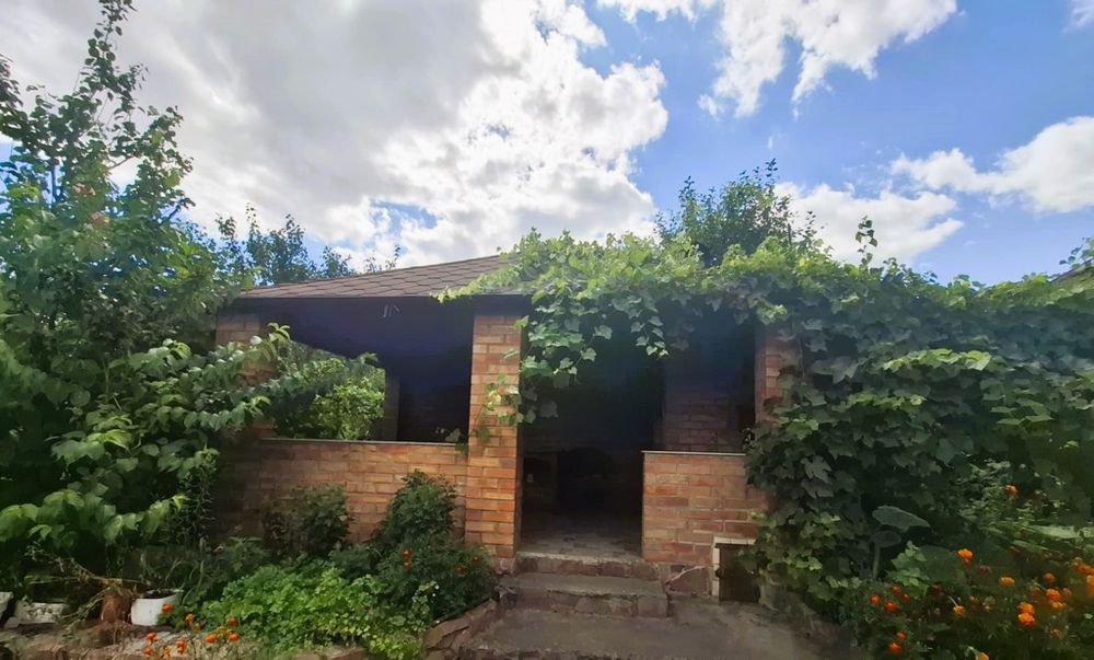 Буча. Сучасний будинок з ремонтом