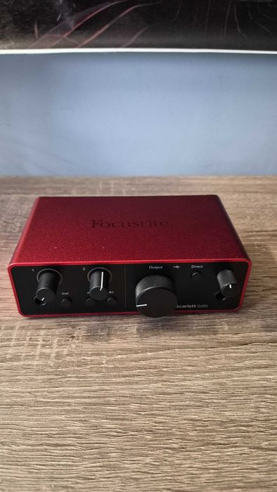 Interfejs audio Focusrite Scarlett Solo 4th Gen — Stan idealny! Complete set