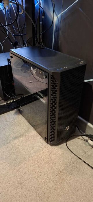 Sprzedam nowy komputer stacjonarny AMD Ryzen 5 9600X, Radeon 9060 XT 16 GB, 32Gb RAM