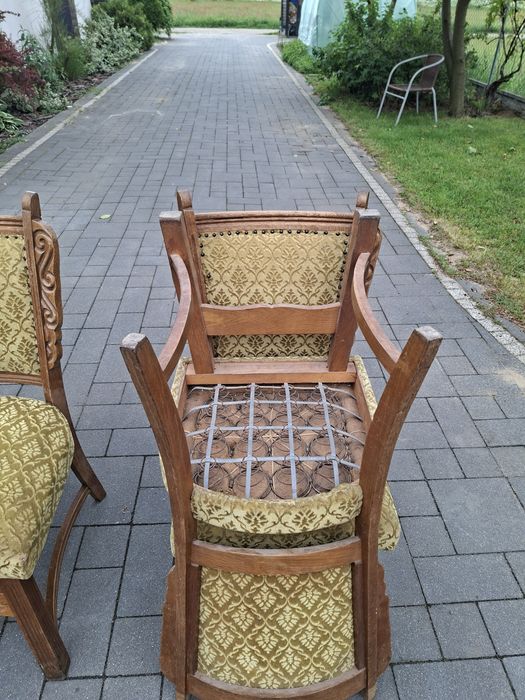 Stare krzesła dębowe na sprężynach 4szt