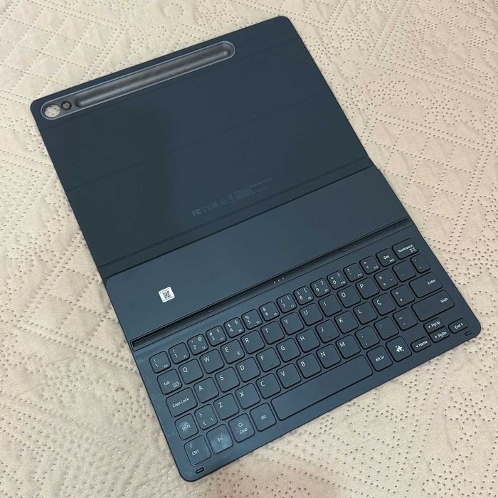 Tablet Samsung Galaxy S9 FE 5G + 2 Capas (Book e Teclado PT Samsung), imaculado
