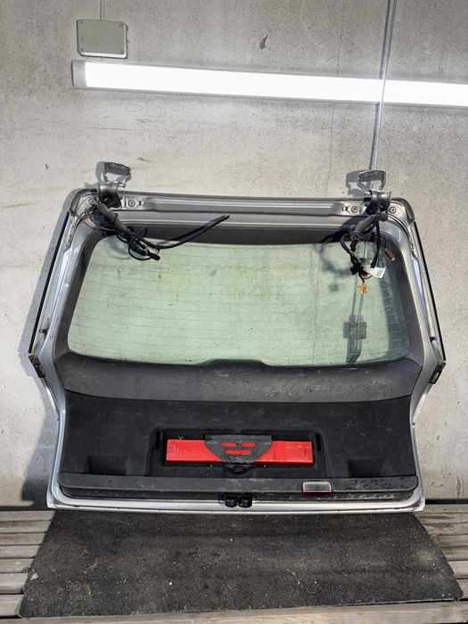 Klapa Bagażnika Tył Tylna Audi A4 B6 KOMBI AVANT