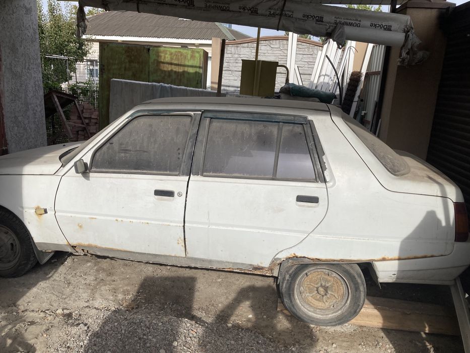 Славута білого колюру не аварійна