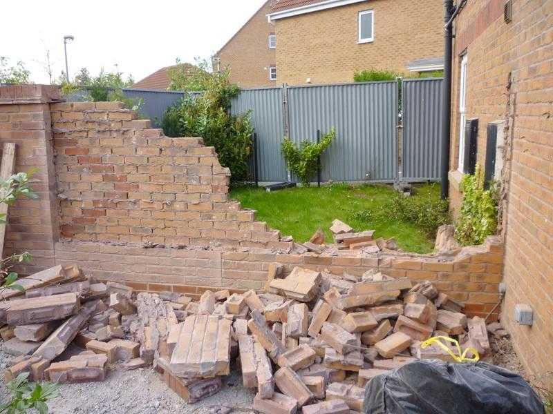 Услуги Вывоза строительного мусора прочего мусора старой мебели.Спуск.