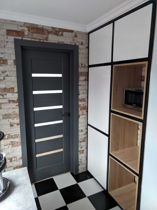 Квартира подобово житло в центрі навпроти АТБ.