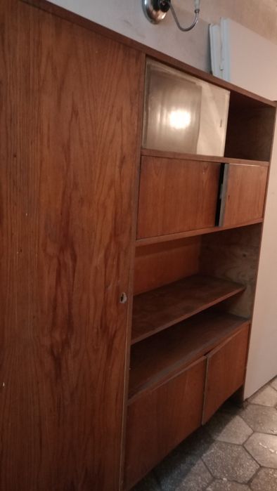 Szafa- biblioteczka na sprzedaż