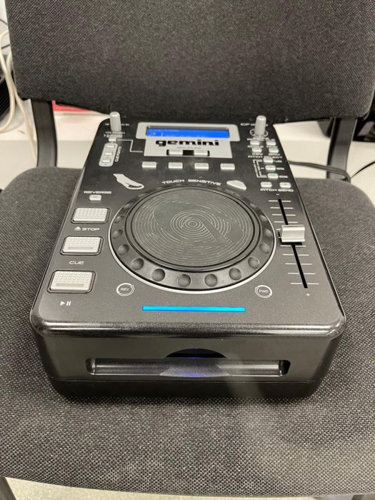 DJ-програвач Gemini CFX-20