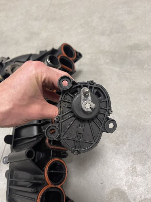 BMW kolektor ssący / dolotowy E90 E92 E81, E82, E87, E88