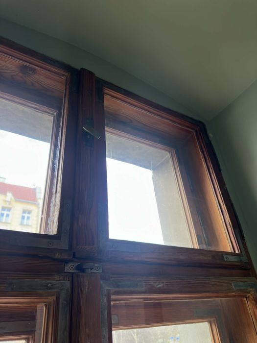 Okna skrzynkowe poniemieckie 2 sztuki