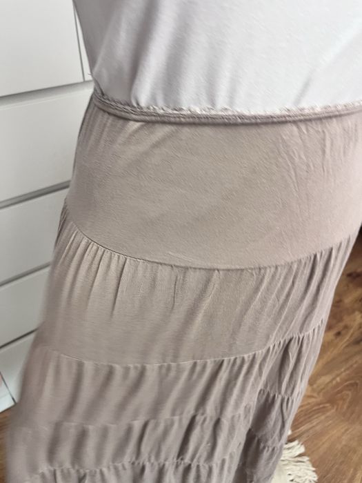 Spódnica  maxi wiskoza beżowa falbany vintage klasyczna