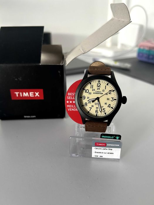 Timex Expedition Scout 40mm - чоловічий годинник з шкіряним ремінцем