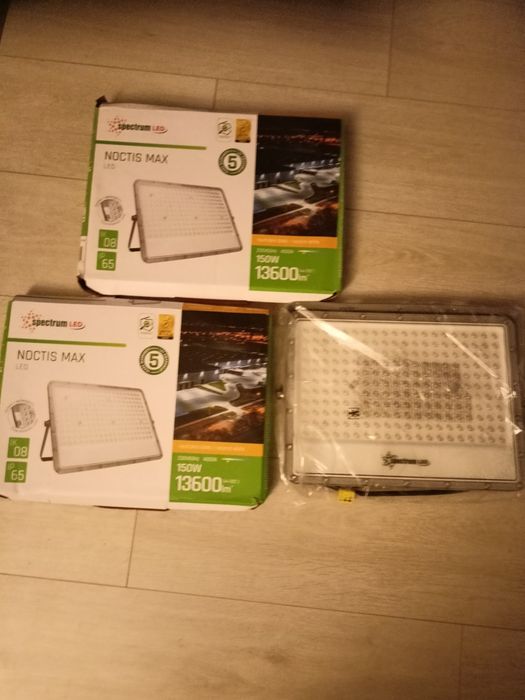 Naświetlacz LED Noctis Max