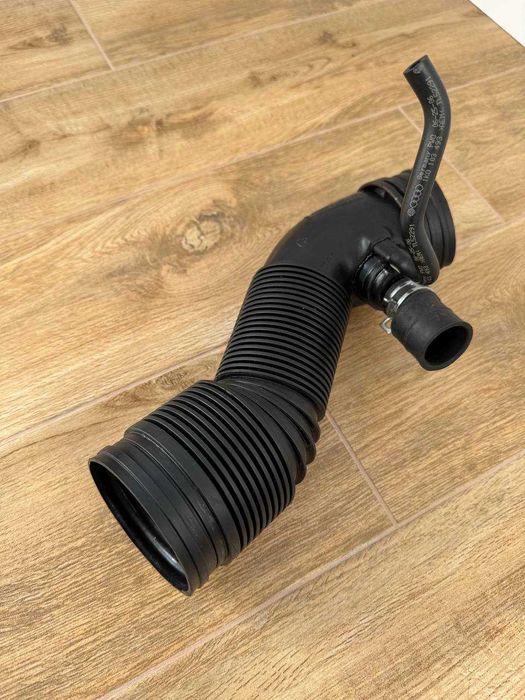 Патрубок повітряного фільтра патрубок VAG 1J0129684CD VAG 1J0 129 684