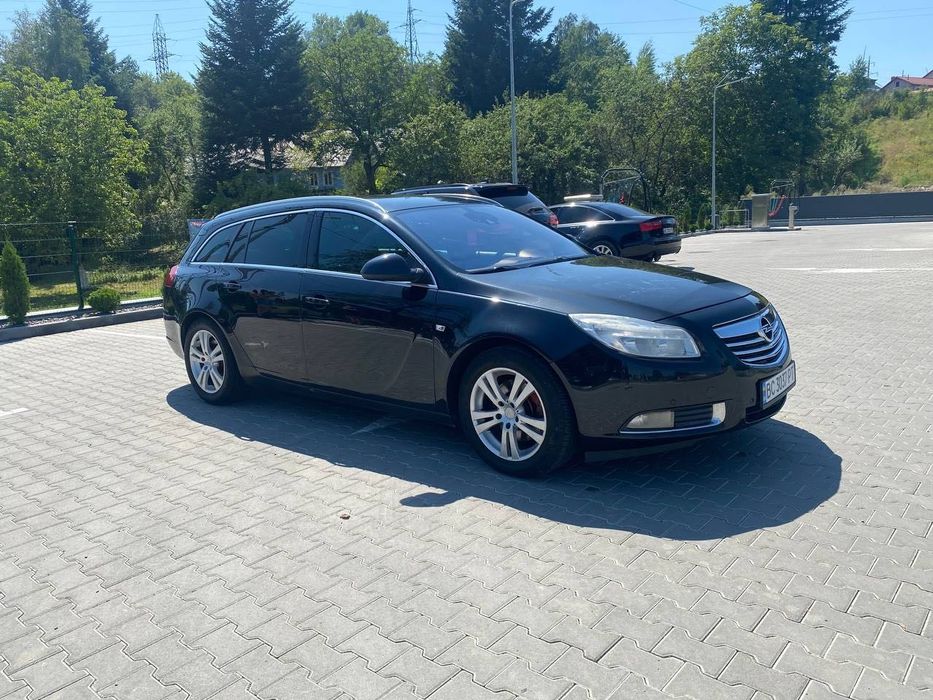 Продам машину Opel insignia 2010 р
