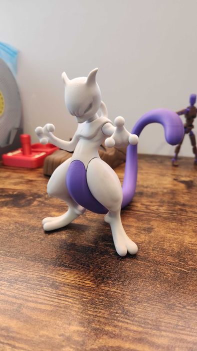 Mewtwo 16cm Altura