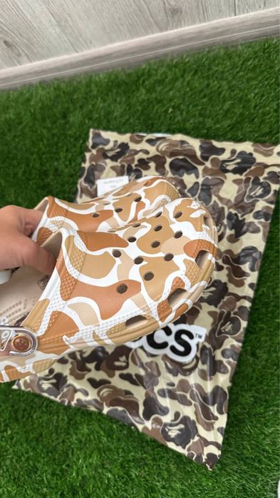 Bape crocks bej 39
