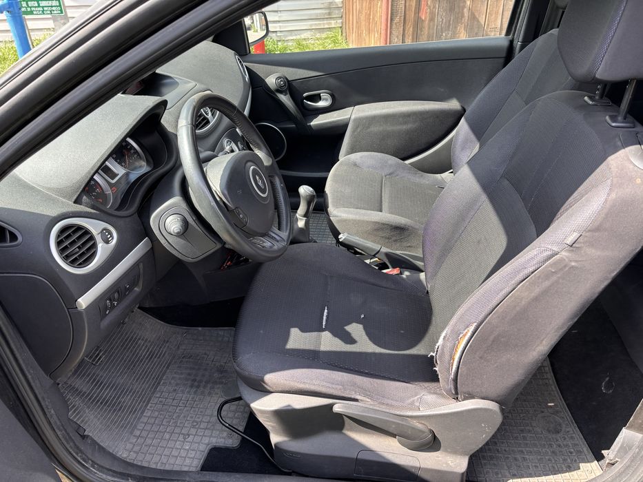 Renault Clio 3  czarne