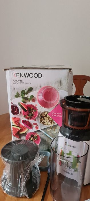 Vendo centrifugadora KENWOOD praticamente nova