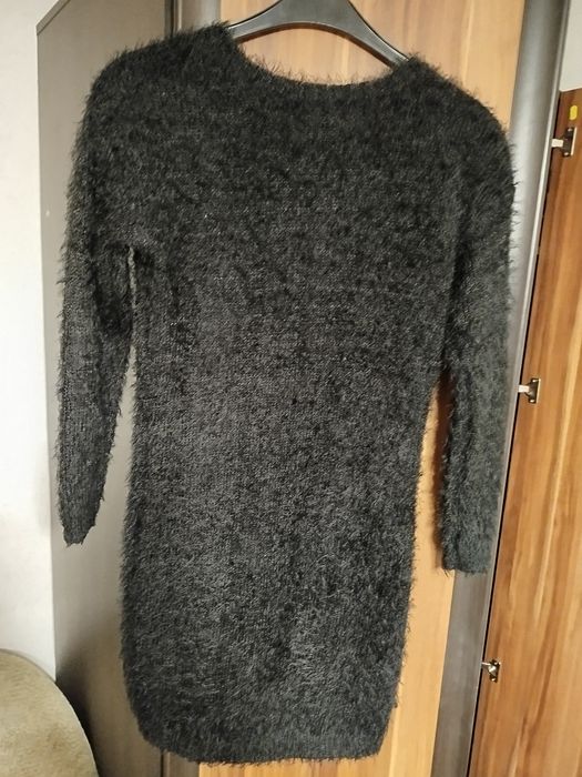 Śliczna sukienka włochata Sinsay rozmiar XS stan idealny